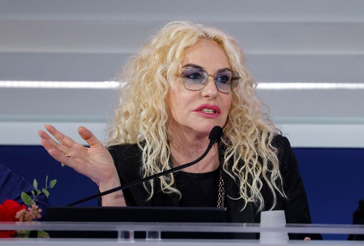 antonella clerici in conferenza stampa