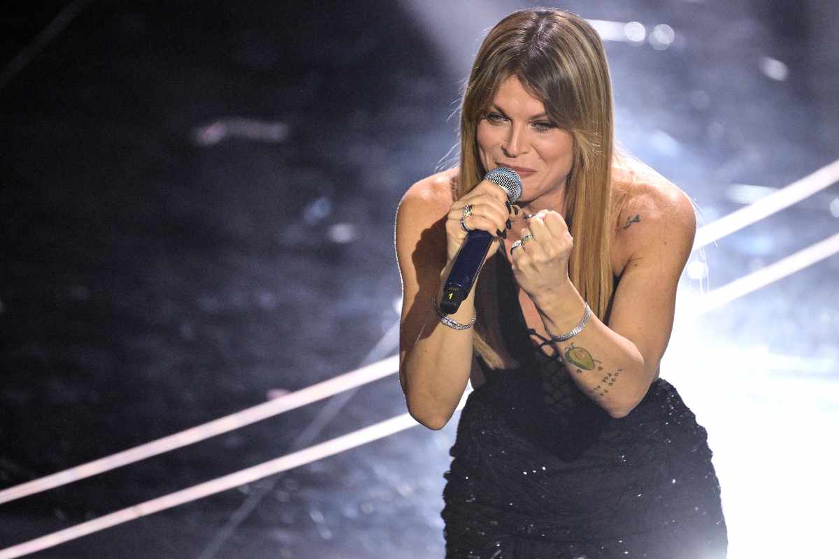 Alessandra Amoroso al microfono