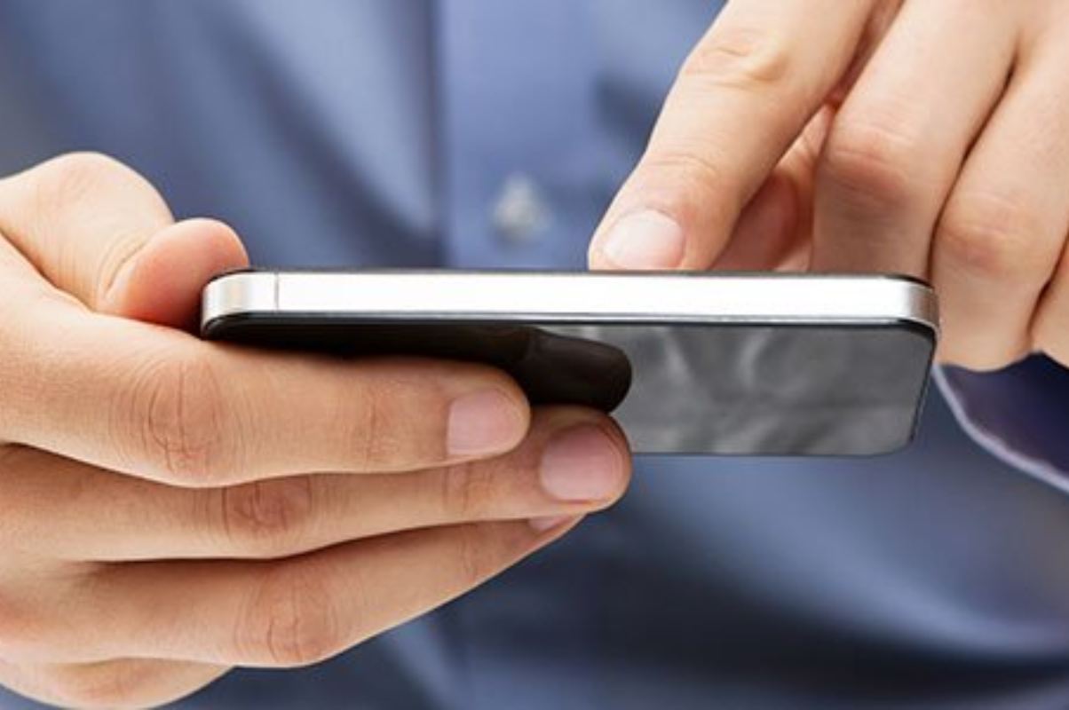 Cambio operatore telefonico, attenzione alle truffe