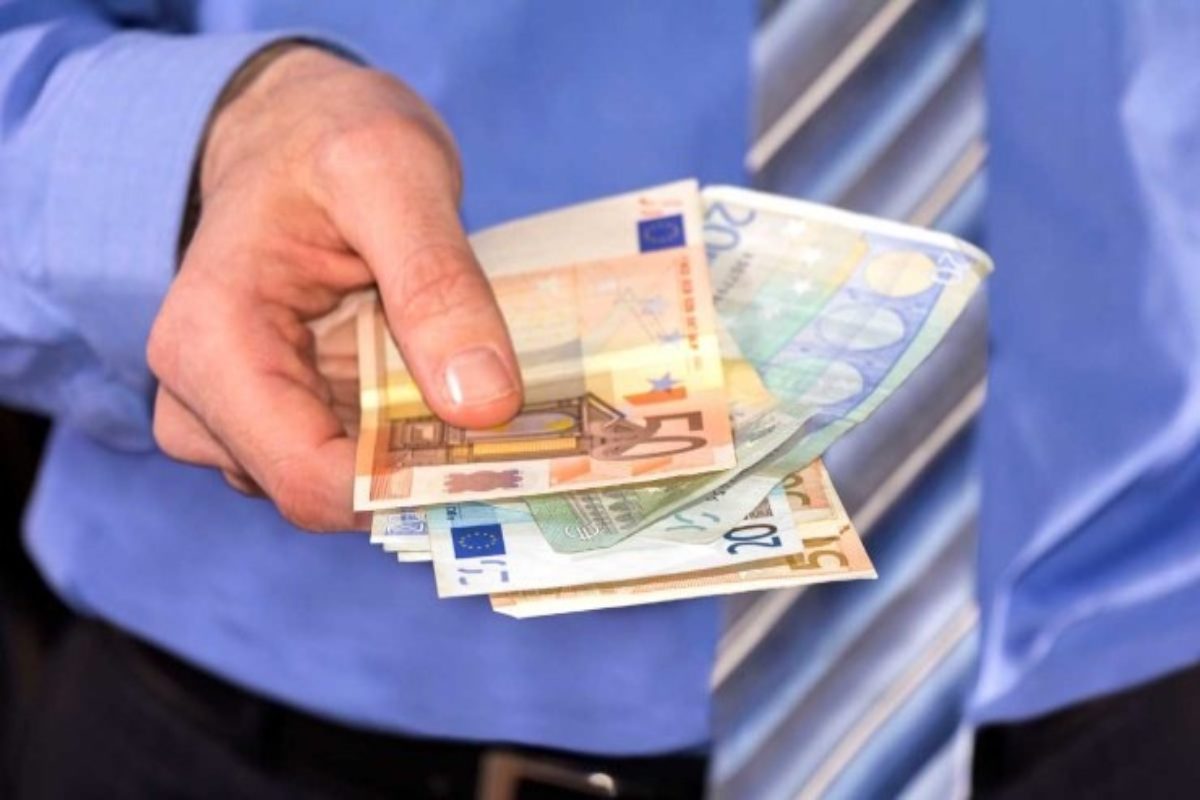 bonus soldi stipendio